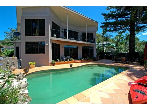 101 Taylor Street, Woy Woy Bay, NSW 2256 .
